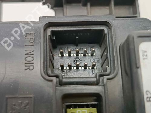 Fuse box CITROËN BERLINGO / BERLINGO FIRST Box Body/MPV (M_) 1.9 D 70 4WD (MBWJZ, MCWJZ) | BP19315205E1 