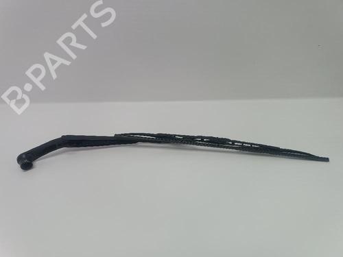 Used Front windshield wiper arm CHRYSLER 300C Touring (LX, LE) 3.0 CRD (218 hp) 26288539