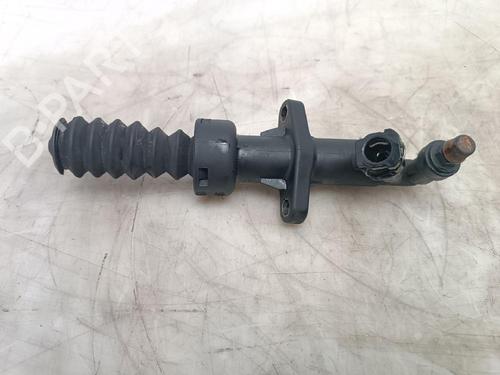 Used Clutch slave cylinder PEUGEOT EXPERT Van (VF3A_, VF3U_, VF3X_) 1.6 HDi 90 8V (90 hp) 20674587