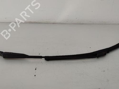 Used Front windshield wiper arm RENAULT TRAFIC II Platform/Chassis (EL) 1.9 dCi 100 (EL0C) (101 hp) 16055207