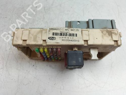 Fuse box NISSAN TERRANO II Van (R20) 2.7 TDi 4WD | BP13619343E1 