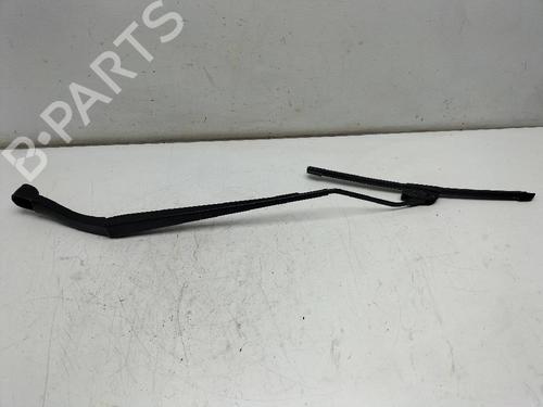 Used Front windshield wiper arm OPEL INSIGNIA A Saloon (G09) 2.0 CDTI (69) (120 hp) 13368214
