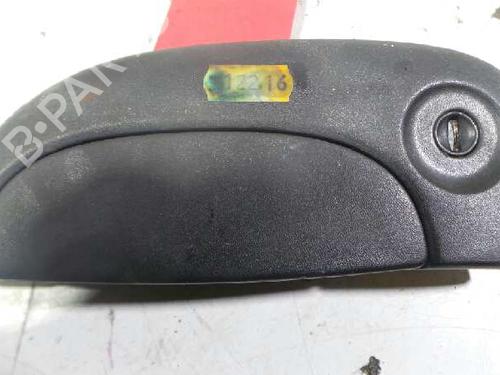 Used Front left exterior door handle RENAULT KANGOO Express (FC0/1_) D 65 1.9 (FC0E, FC02, FC0J, FC0N) (64 hp) 12609344