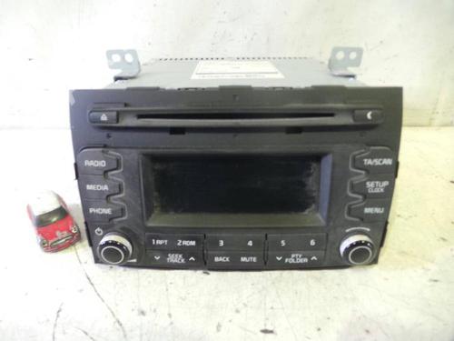 Used Radio KIA SPORTAGE III (SL) 1.7 CRDi (116 hp) 19265004
