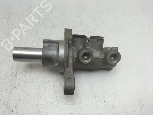 Used Brake master cylinder RENAULT KANGOO / GRAND KANGOO II (KW0/1_) 1.5 dCi 70 (KW0V, KW0A) (68 hp) 13299026