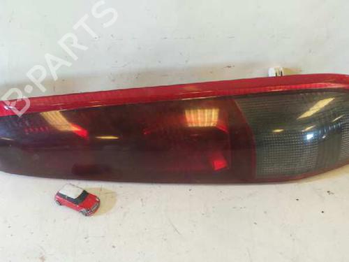 Used Right taillight NISSAN X-TRAIL I (T30) 2.2 DCi FWD (114 hp) 12619087