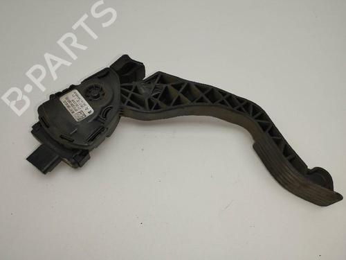 Used Pedal CITROËN C3 I (FC_, FN_) 1.4 i Bivalent (73 hp) 12626551