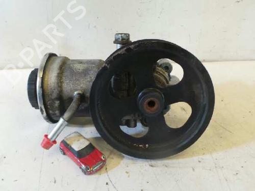 Used Steering pump TOYOTA AVENSIS (_T25_) 2.0 D-4D (ADT250_, ADT250R) (126 hp) 12619150