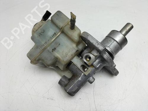 Brake master cylinder BMW 7 (E65, E66, E67) 730 d | BP12629118M77 