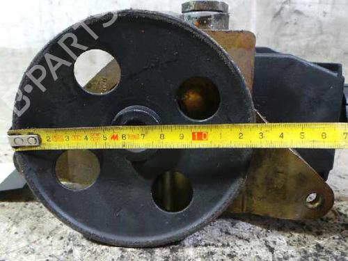Used Steering pump TOYOTA AVENSIS Liftback (_T22_) [1997-2003]  12612907