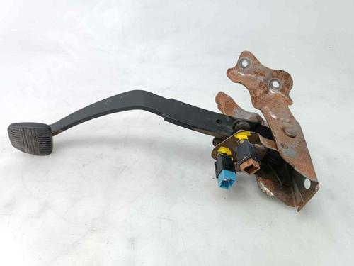 Used Break pedal NISSAN TERRANO II (R20) 2.7 TDi 4WD (125 hp) 17511676