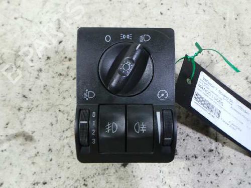 Used Headlight switch OPEL TIGRA TwinTop (X04) 1.3 CDTI (R97) (69 hp) 12610279