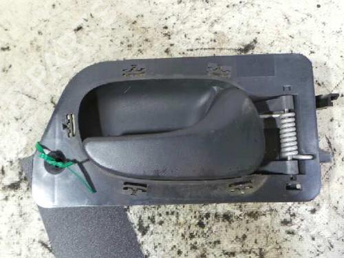 Used Front right interior door handle RENAULT LAGUNA I (B56_, 556_) 1.9 dTi (B56J) (98 hp) 15269958