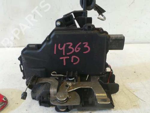 Rear right lock TOYOTA COROLLA (_E12_) 2.0 D-4D (CDE120R, CDE120L_) | BP12619314C99 