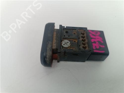 Pulsante luci di emergenza FIAT DUCATO Van (280_) 2.0 (84 hp) 31878925