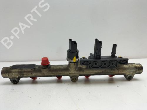 Used Injection rail FIAT STILO Multi Wagon (192_) 2.4 20V (19245ZO) (167 hp) 12627191