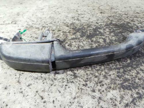 Used Rear left exterior door handle LAND ROVER DISCOVERY II (L318) 2.5 Td5 4x4 (139 hp) 12612399