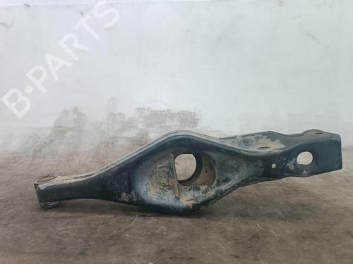 Right rear suspension arm MITSUBISHI PAJERO III (V7_W, V6_W) 3.2 Di-D (V68W) | BP22797468M15 