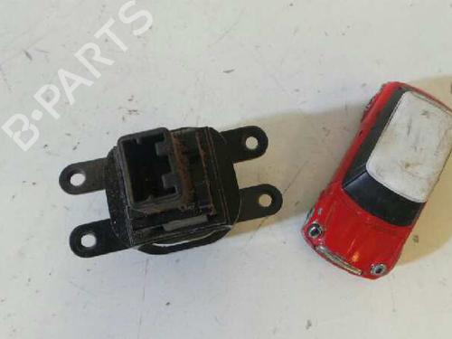 Used Warning switch NISSAN NAVARA NP300 (D40) 2.5 dCi 4WD (171 hp) 12617882