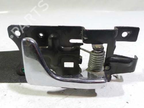 Høyre bak invendig håndtak LAND ROVER DISCOVERY II (L318) 2.5 Td5 4x4 (139 hp) 12616054