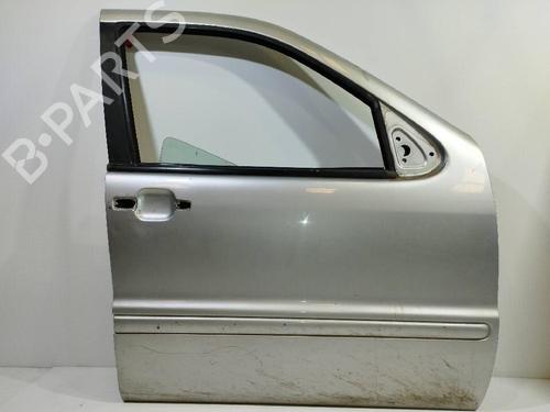 Used Right front door MERCEDES-BENZ M-CLASS (W163) ML 270 CDI (163.113) (163 hp) 12626219