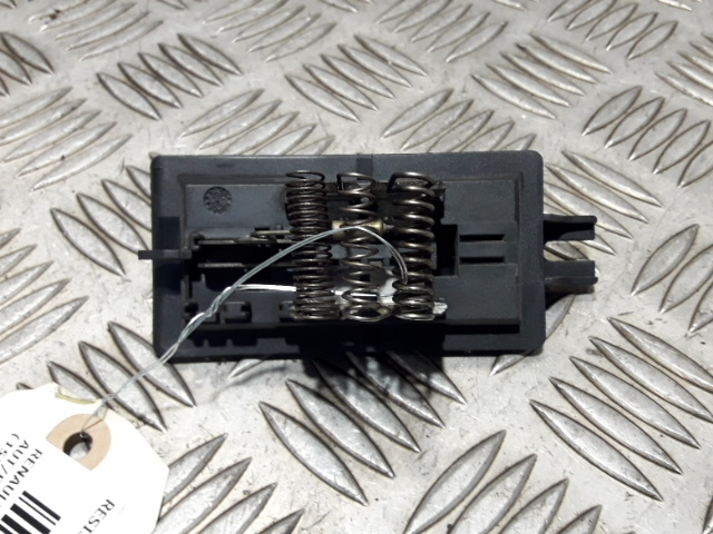 Résistance De Chauffage Pour Twingo 2 | 7701207718, 6441L2, 509355 | Star-pièces