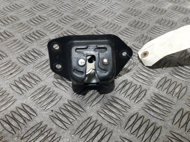 Serrure De Hayon/coffre Pour Nissan Versa, Juke, Leaf, Rogue (2007-2017) - Pièce D'occasion En Excellent état