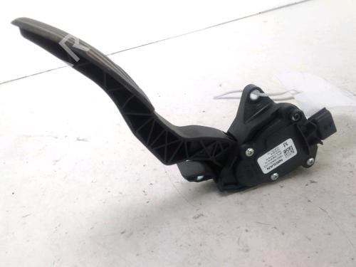Used Pedal RENAULT KADJAR (HA_, HL_) 1.2 TCe 130 (HLMR) (130 hp) 28086746