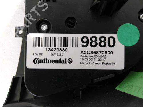 climate-control-opel-zafira-tourer-c-p12-2011-30187935 main image