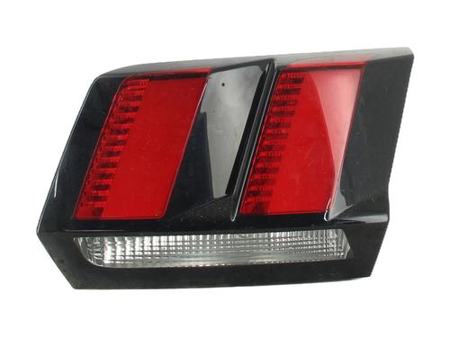 Højre baglygte bagklap Højre baglygte bagklap PEUGEOT 3008 II SUV (MC_, MR_, MJ_, M4_) 1.5 BlueHDi 130 (131 hp) 33947537 33947537