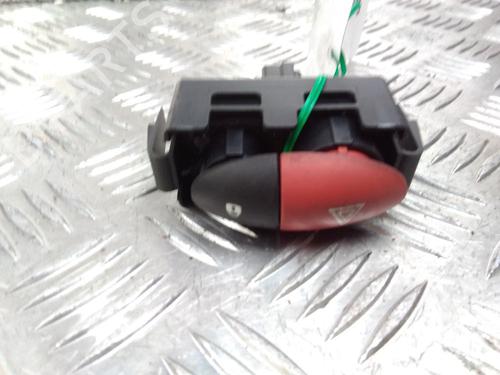 Warning switch RENAULT TWINGO II (CN0_) 1.2 16V (CN04, CN0B) | BP11517752I22