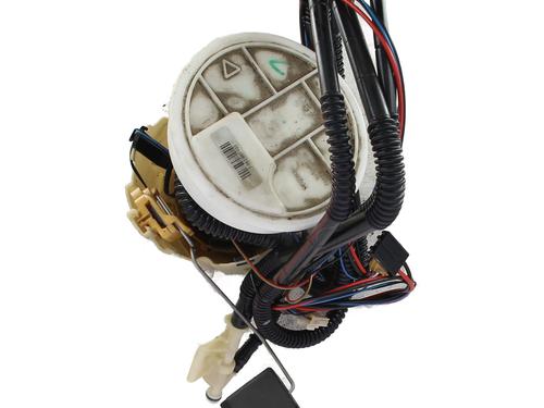 Used Fuel pump Fuel pump MERCEDES-BENZ CLC-CLASS (CL203) CLC 200 CDI (203.707) (122 hp) 33998008 33998008