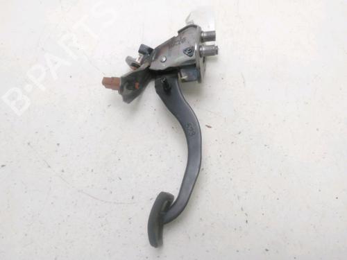 Used Clutch pedal NISSAN JUKE (F15) 1.5 dCi (110 hp) 29516655