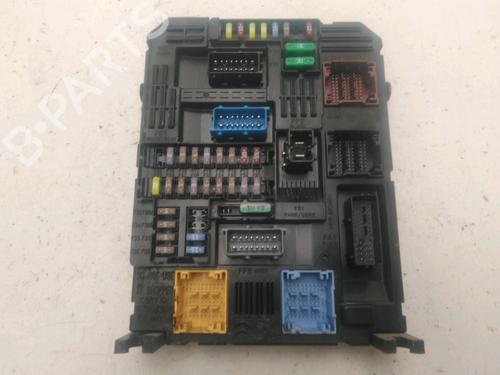 Used Fuse box Fuse box CITROËN BERLINGO Box Body/MPV (K9) 1.5 BlueHDi 100 (102 hp) 24881760 24881760