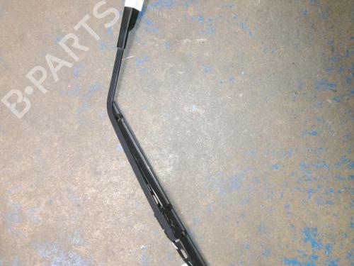 Used Rear windshield wiper arm Rear windshield wiper arm 18896938 18896938