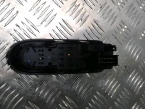 Used Left front window switch Left front window switch CITROËN C3 II (SC_) 1.4 HDi 70 (SC8HZC, SC8HR0, SC8HP4) (68 hp) 13081898 13081898