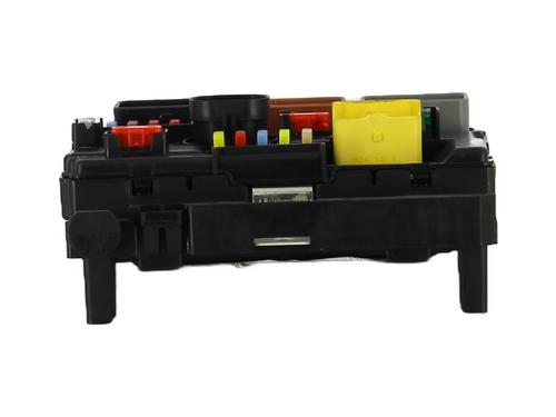 Fuse box CITROËN C3 Picasso (SH_) 1.6 HDI 90 | BP32224018E1 - Image 2