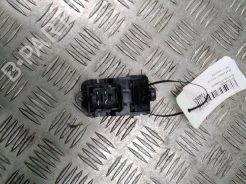 Used Warning switch SEAT LEON (1P1) 1.9 TDI (105 hp) 13079335