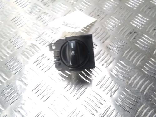 Used Headlight switch MERCEDES-BENZ A-CLASS (W169) A 180 CDI (169.007, 169.307) (109 hp) 13395491