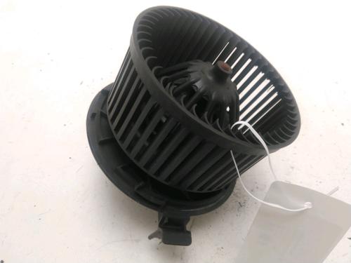 Heater blower motor RENAULT CLIO III (BR0/1, CR0/1) 1.4 16V | BP22342098M62 