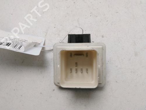 Módulo eletrónico Módulo eletrónico RENAULT KANGOO III MPV Blue dCi 95 (KJAB) (95 hp) 30868332 30868332