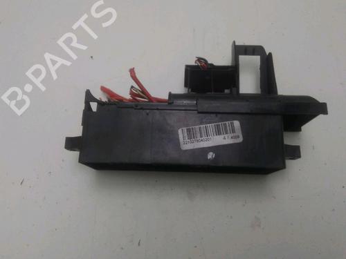Used Fuse box Fuse box AUDI Q3 (8UB, 8UG) 2.0 TDI (140 hp) 24881769 24881769