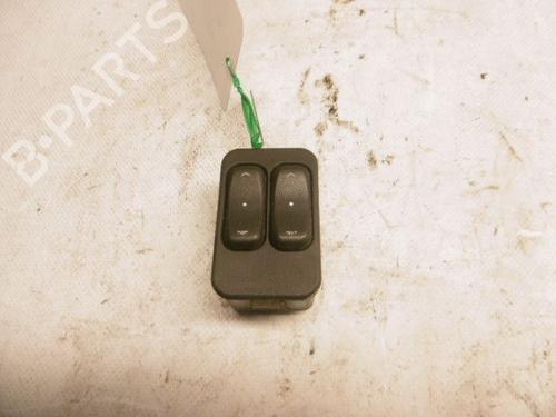 Used Left front window switch OPEL MERIVA A MPV (X03) 1.7 CDTI (E75) (100 hp) 15756071