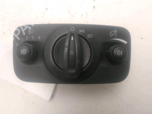 Used Headlight switch Headlight switch FORD C-MAX II (DXA/CB7, DXA/CEU) 1.6 TDCi (95 hp) 26405281 26405281