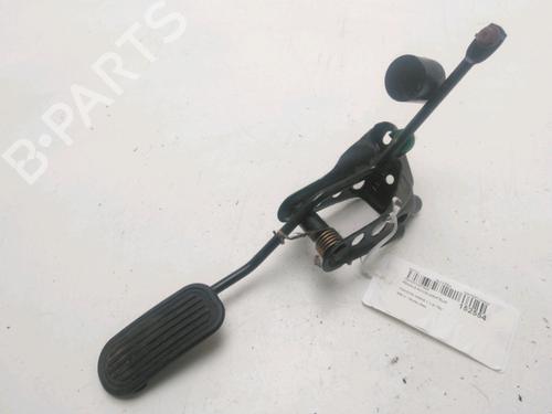 Used Pedal TOYOTA YARIS (_P1_) 1.0 (SCP10_, SCP10R) (65 hp) 22525166
