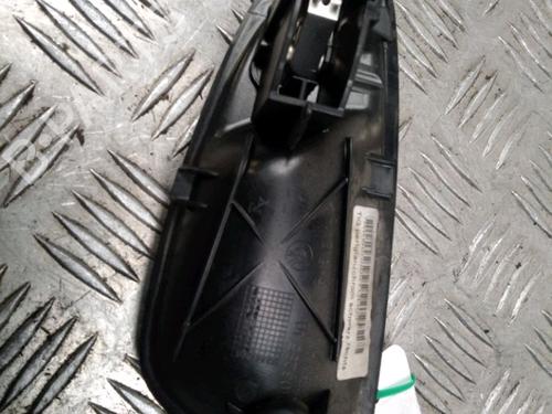 Used Front right interior door handle Front right interior door handle 13081095 13081095