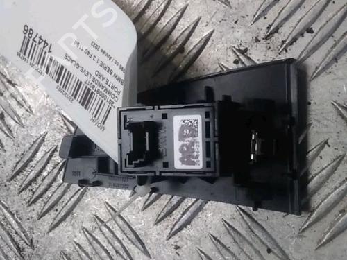Used Right rear window switch Right rear window switch BMW 1 (F40) 118 d (150 hp) 16332861 16332861