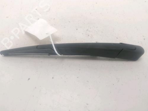 Used Rear windshield wiper arm RENAULT KADJAR (HA_, HL_) 1.2 TCe 130 (HLMR) (130 hp) 28159910