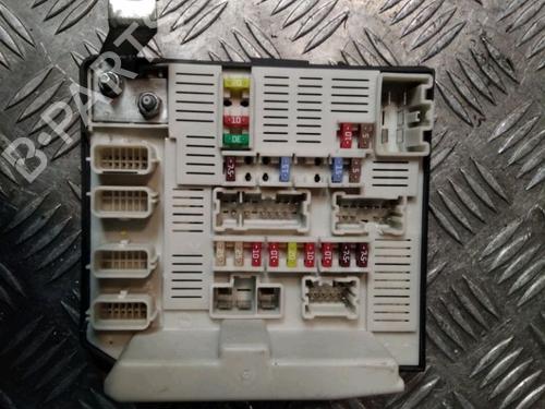 Used Fuse box Fuse box RENAULT SCÉNIC II (JM0/1_) 1.9 dCi (125 hp) 11712352 11712352