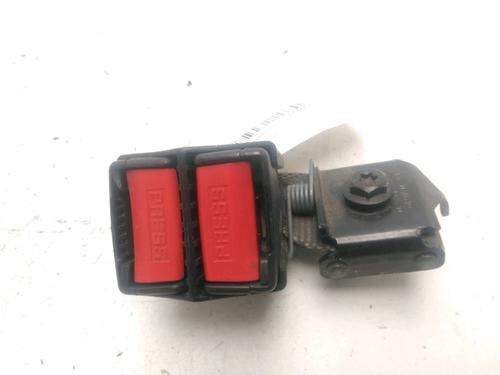 Used Seat buckle RENAULT CLIO II (BB_, CB_) 1.2 (BB0A, BB0F, BB10, BB1K, BB28, BB2D, BB2H, CB0A,... (58 hp) 27394502